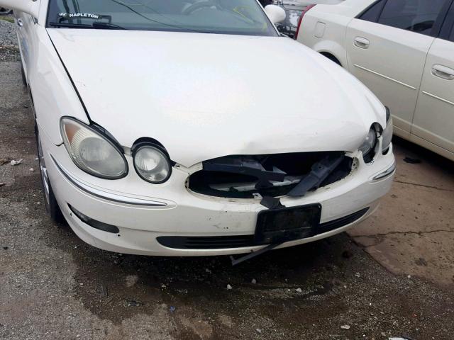 2G4WD582671168530 - 2007 BUICK LACROSSE C WHITE photo 9