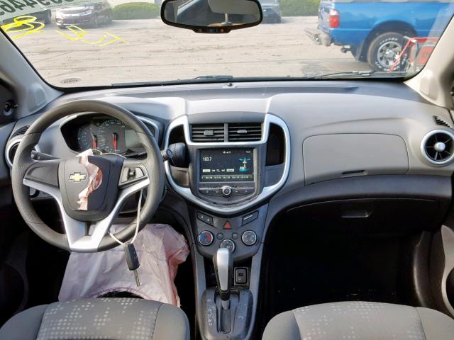 1G1JB5SHXH4164402 - 2017 CHEVROLET SONIC LS 蓝色 照片 9