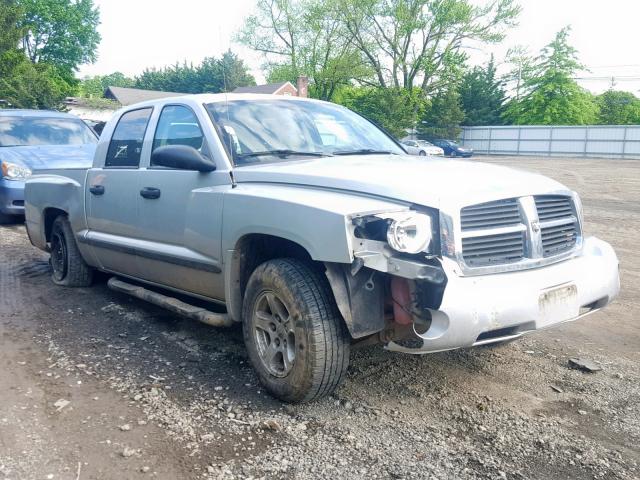 1D7HE48K76S588340 - 2006 DODGE DAKOTA QUA SILVER photo 1