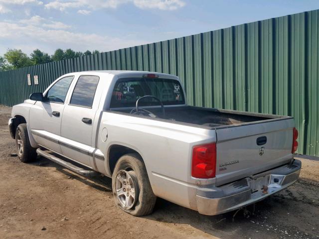 1D7HE48K76S588340 - 2006 DODGE DAKOTA QUA SILVER photo 3