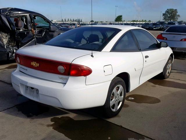 1G1JF12F657204366 - 2005 CHEVROLET CAVALIER L WHITE photo 4