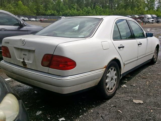 WDBJF55F4VJ030597 - 1997 MERCEDES-BENZ E 320 WHITE photo 4