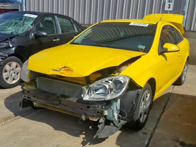 1G2AS18H997262882 - 2009 PONTIAC G5 YELLOW photo 2