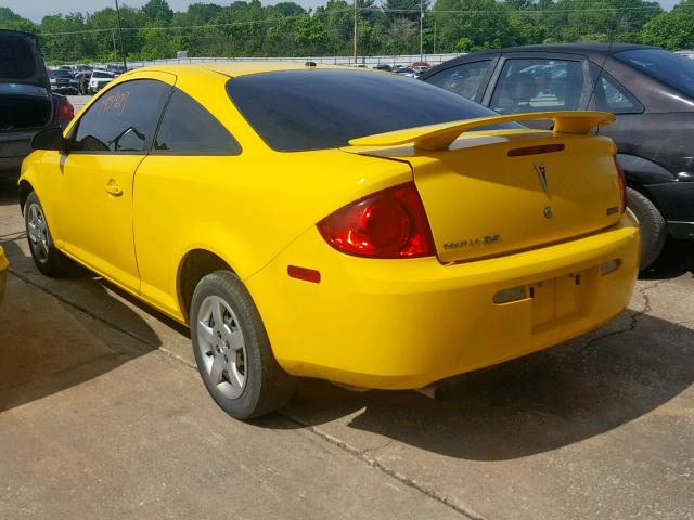 1G2AS18H997262882 - 2009 PONTIAC G5 YELLOW photo 3