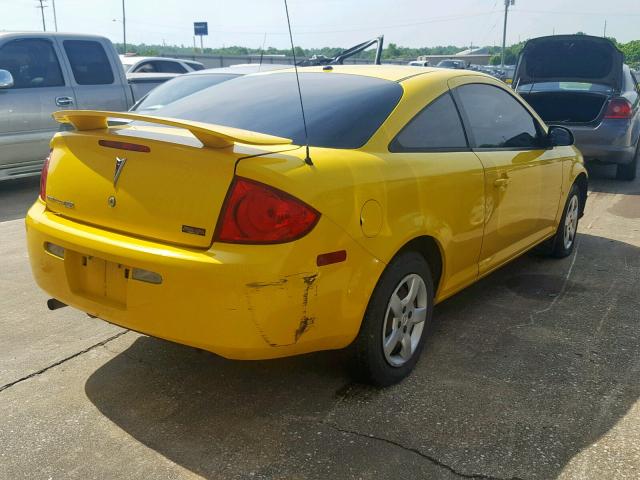 1G2AS18H997262882 - 2009 PONTIAC G5 YELLOW photo 4