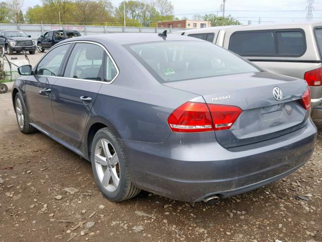 1VWBH7A30DC102550 - 2013 VOLKSWAGEN PASSAT SE BLUE photo 3