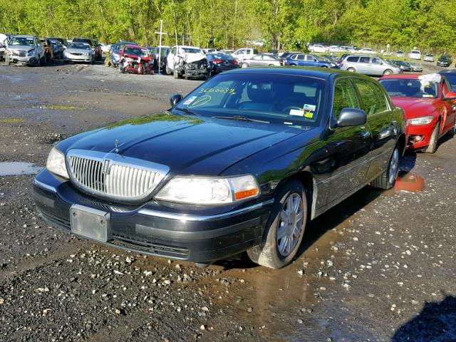 2LNBL8EV5BX762825 - 2011 LINCOLN TOWN CAR E BLACK photo 2