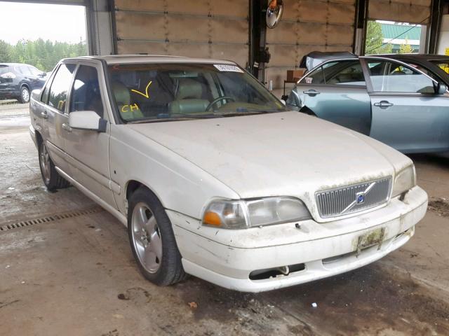 YV1LS5577W1491478 - 1998 VOLVO S70 WHITE photo 1