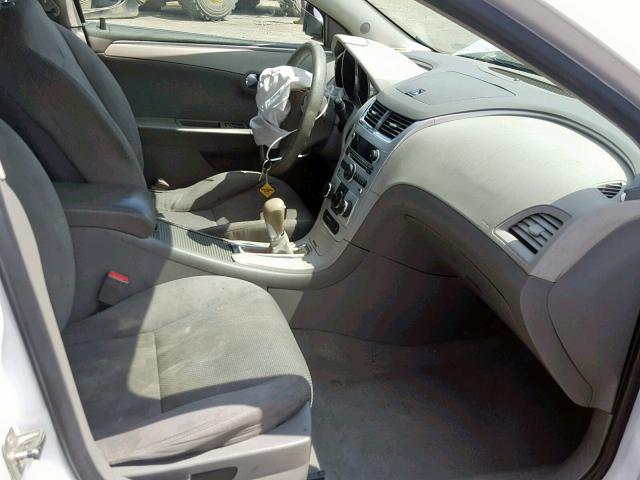 1G1ZC5EU7CF385820 - 2012 CHEVROLET MALIBU 1LT WHITE photo 5