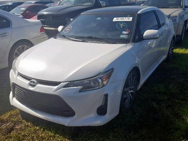 JTKJF5C73F3090608 - 2015 TOYOTA SCION TC WHITE photo 2