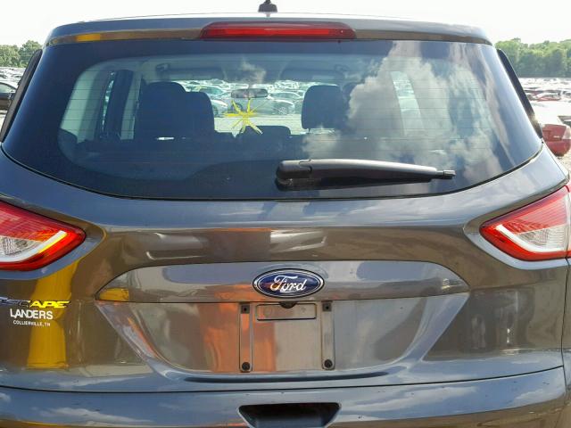 1FMCU0F77FUA03688 - 2015 FORD ESCAPE S GRAY photo 9