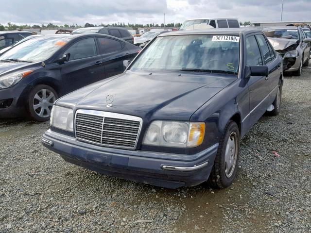 WDBEA32E4RC098277 - 1994 MERCEDES-BENZ E 320 BLUE photo 2