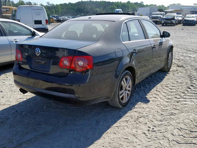 3VWEF71K17M159496 - 2007 VOLKSWAGEN JETTA WOLF BLACK photo 4