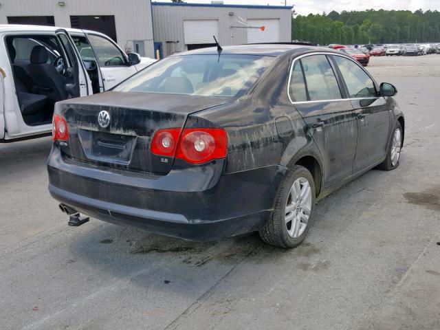 3VWEF71K67M158599 - 2007 VOLKSWAGEN JETTA WOLF BLACK photo 4