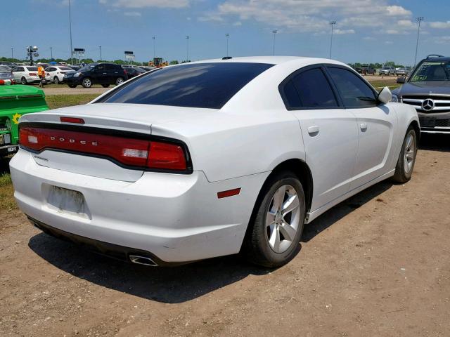 2C3CDXHG7DH554332 - 2013 DODGE CHARGER SX WHITE photo 4