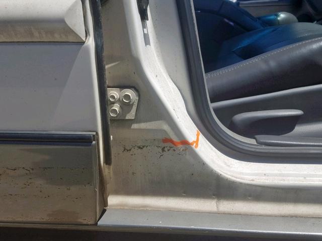 2G4WF551311273801 - 2001 BUICK REGAL GS Ақ фото 9