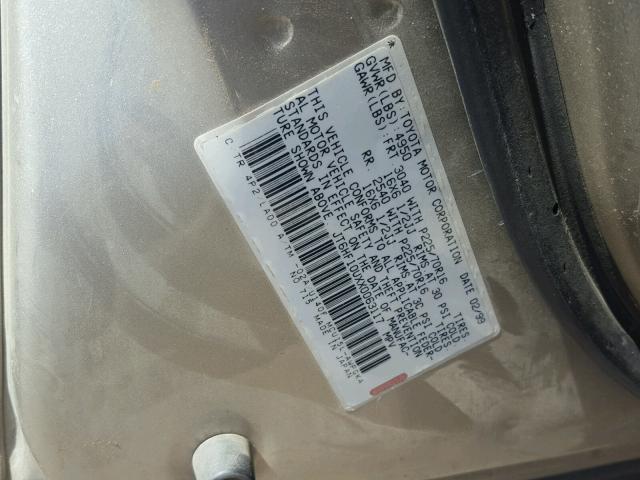 JT6HF10UXX0063117 - 1999 LEXUS RX 300 GOLD photo 10