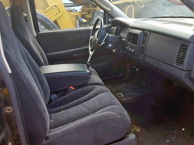 1B7GG22NX1S260300 - 2001 DODGE DAKOTA BLACK photo 5