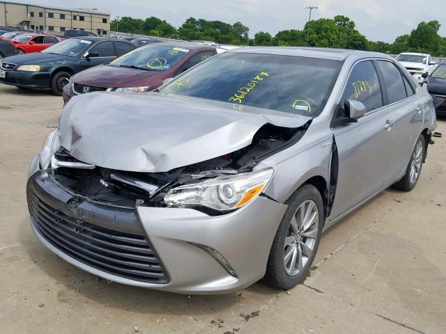 4T1BD1FK5FU166023 - 2015 TOYOTA CAMRY HYBR SILVER photo 2