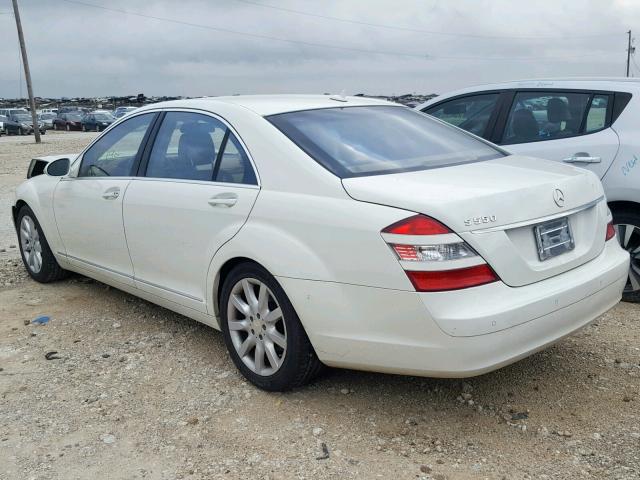 WDDNG71X18A228137 - 2008 MERCEDES-BENZ S 550 WHITE photo 3