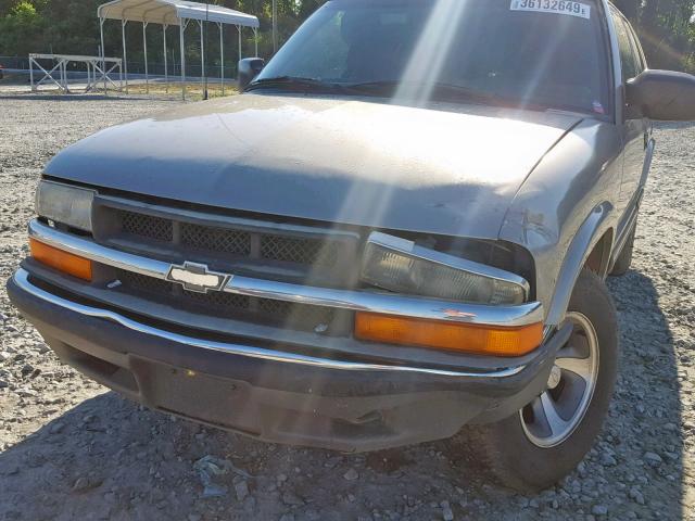 1GNCS13W5YK188020 - 2000 CHEVROLET BLAZER TAN photo 9