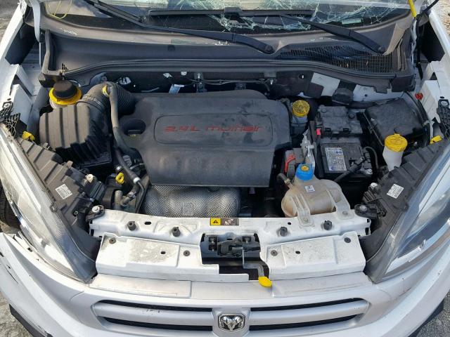 ZFBERFBT6G6B58555 - 2016 RAM PROMASTER 白色 照片 7