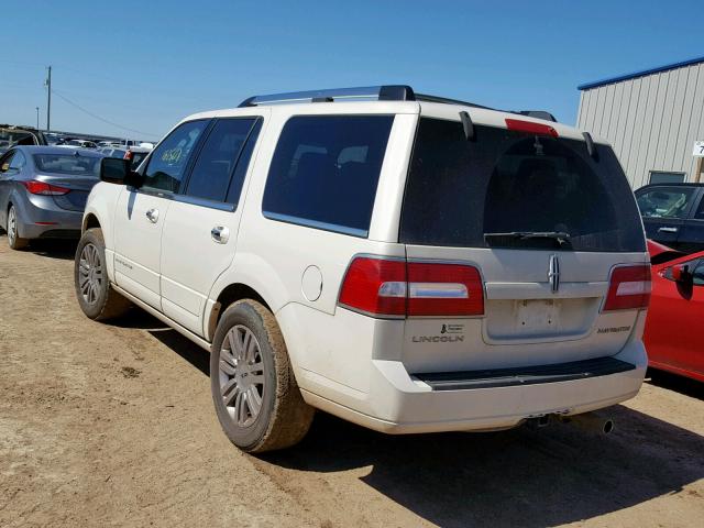 5LMFU27567LJ17921 - 2007 LINCOLN NAVIGATOR WHITE photo 3