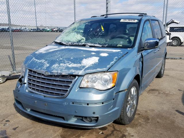 2A8HR64X98R688450 - 2008 CHRYSLER TOWN & COU GRAY photo 2