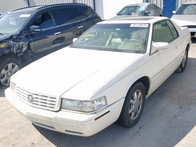 1G6ET1299YU157354 - 2000 CADILLAC ELDORADO T WHITE photo 2