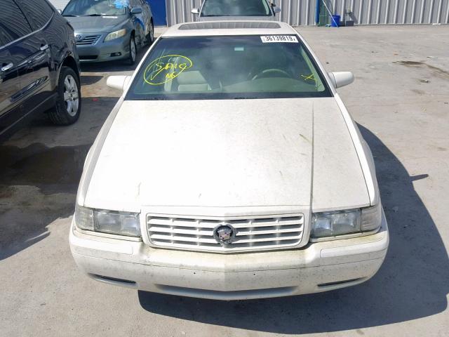 1G6ET1299YU157354 - 2000 CADILLAC ELDORADO T WHITE photo 9