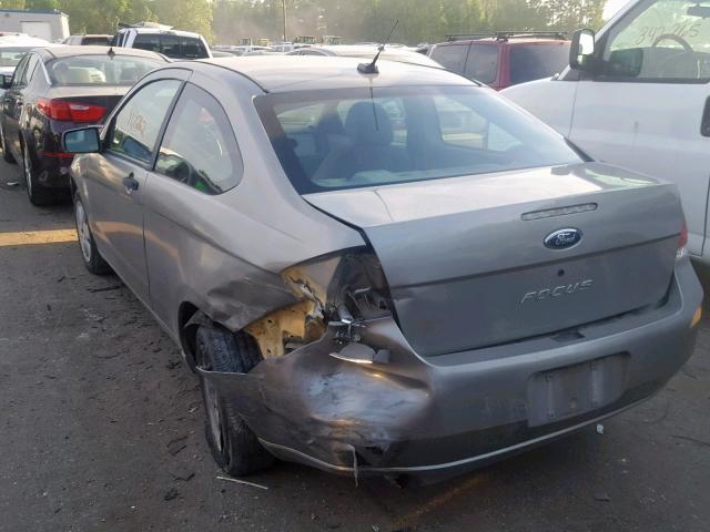 1FAHP32N18W286268 - 2008 FORD FOCUS S/SE GRAY photo 3