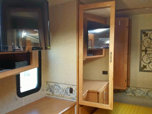 5B4MPA7G673425193 - 2007 WORKHORSE CUSTOM CHASSIS MOTORHOME TAN photo 13