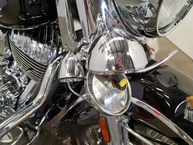 56KTHAAA2K3372955 - 2019 INDIAN MOTORCYCLE CO. SPRINGFIEL BLACK photo 10