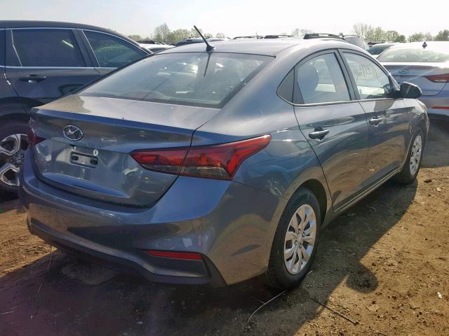 3KPC24A37JE018284 - 2018 HYUNDAI ACCENT SE GRAY photo 4