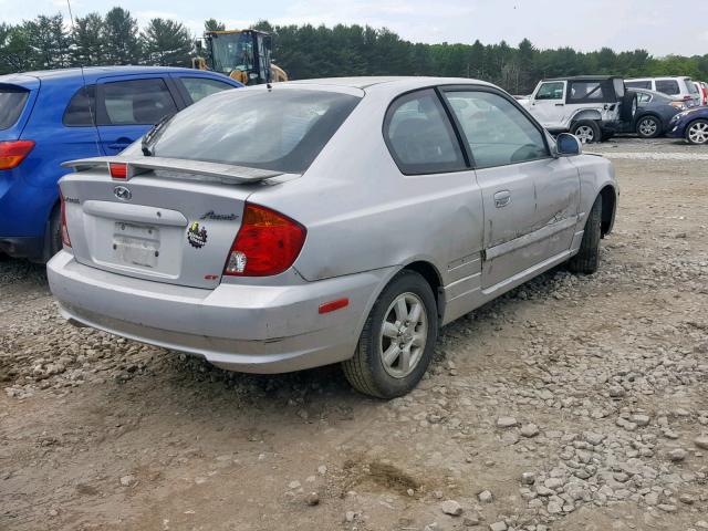 KMHCG35C65U354503 - 2005 HYUNDAI ACCENT GS SILVER photo 4