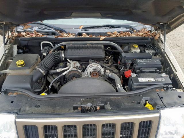 1J8HG48K06C271779 - 2006 JEEP COMMANDER BEIGE photo 7