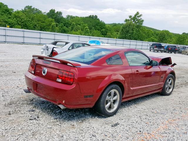 1ZVHT82H665219825 - 2006 FORD MUSTANG GT RED photo 4
