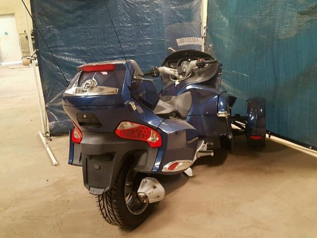 2BXJBKC14BV000064 - 2011 CAN-AM SPYDER ROA BLUE photo 4