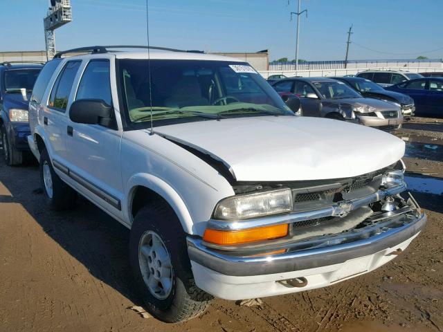 1GNDT13W9Y2291801 - 2000 CHEVROLET BLAZER WHITE photo 1