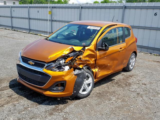 KL8CB6SA5KC726477 - 2019 CHEVROLET SPARK LS ORANGE photo 2