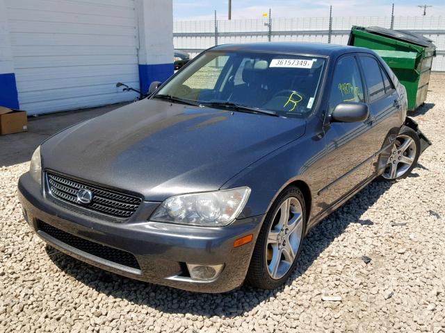 JTHBD192550098617 - 2005 LEXUS IS 300 GRAY photo 2