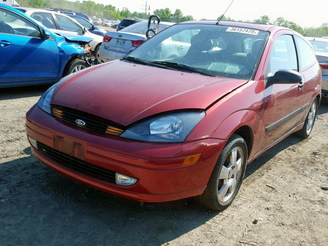 3FAFP31333R105741 - 2003 FORD FOCUS ZX3 RED photo 2