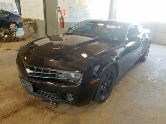 2G1FA1ED4B9102346 - 2011 CHEVROLET CAMARO LS  photo 2