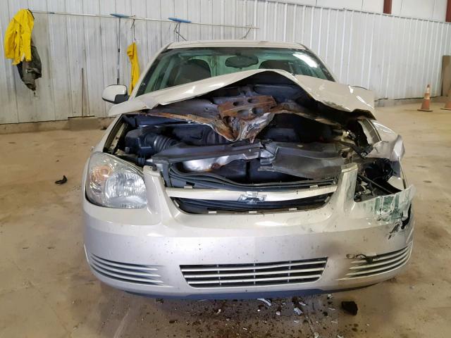 1G1AL58H697124497 - 2009 CHEVROLET COBALT LT SILVER photo 9