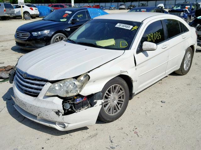 1C3LC56KX7N531556 - 2007 CHRYSLER SEBRING TO WHITE photo 2