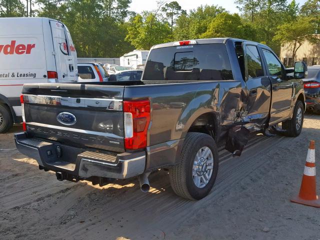 1FT7W2A60HED90270 - 2017 FORD F250 SUPER GRAY photo 4