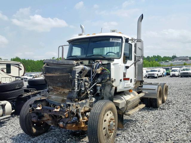 1M1AJ06Y66N003625 - 2006 MACK 600 CHN600 WHITE photo 2