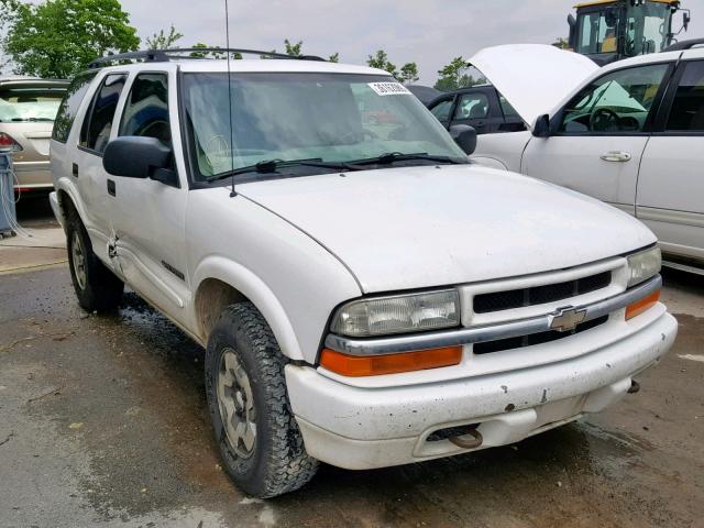 1GNDT13W12K211575 - 2002 CHEVROLET BLAZER WHITE photo 1