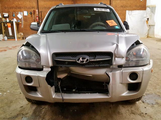 KM8JM12B96U402125 - 2006 HYUNDAI TUCSON GL SILVER photo 9