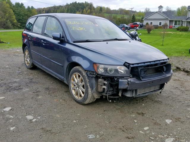 YV1MW682962161205 - 2006 VOLVO V50 T5 BLUE photo 1